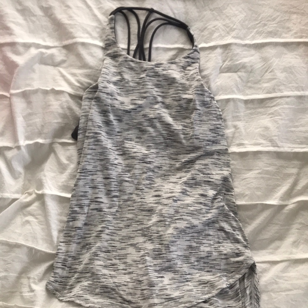 Lululemon tank